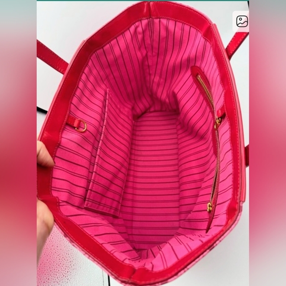 Louis Vuitton Takashi Murakami Cosmic Blossom Tote Dropping February 12th - Picture 7 of 9